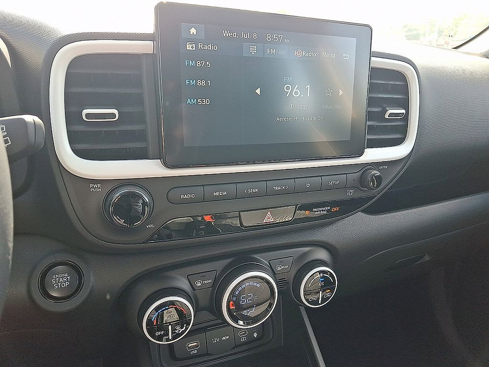 New 2026 Hyundai Venue SEL FWD image 10