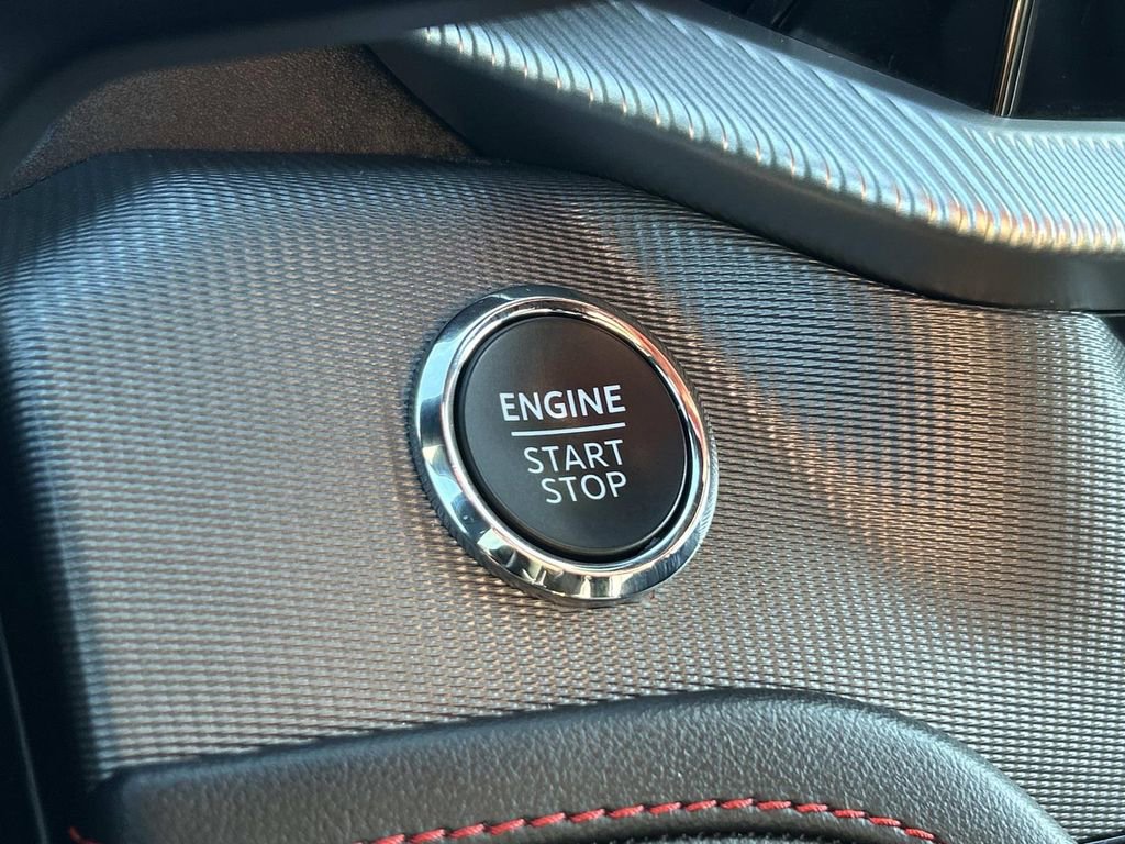 Used 2025 Ford Explorer ST-Line w/ ST-Line Street Pack image 33