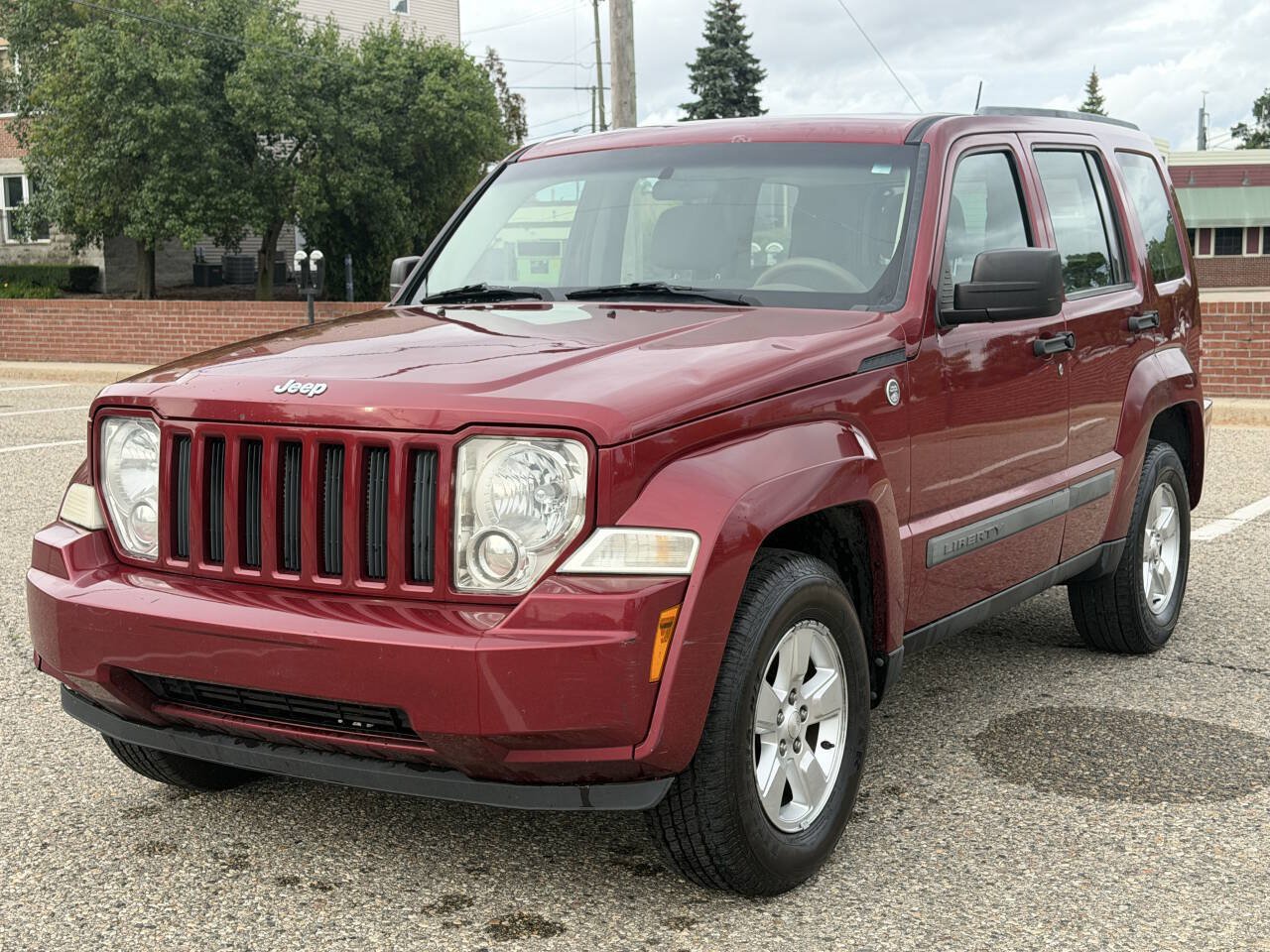 Used 2012 Jeep Liberty Sport AWD/4WD image 1