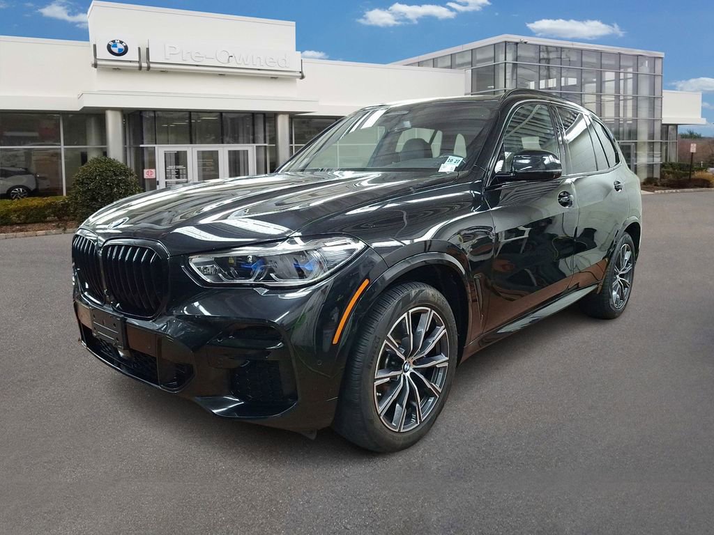 Used 2022 BMW X5 xDrive40i w/ M Sport Package