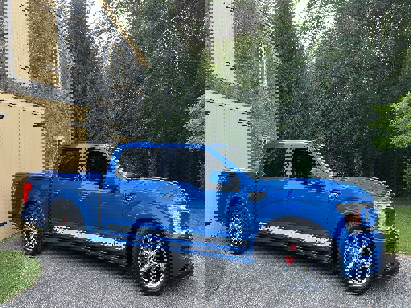 Used 2020 Ford F150 Lariat w/ Equipment Group 502A Luxury image 32