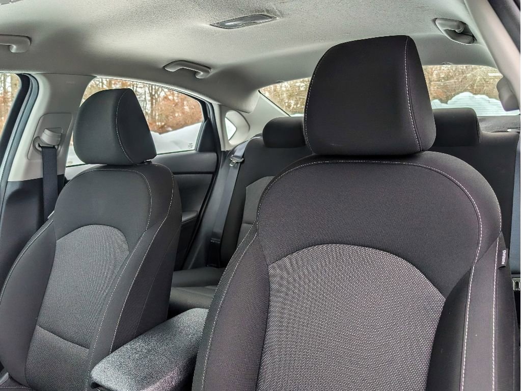 Used 2024 Kia Forte LXS image 16