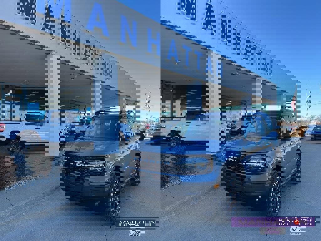 New 2025 Ford Bronco Sport Outer Banks w/ Outer Banks Tech Package+ image 1