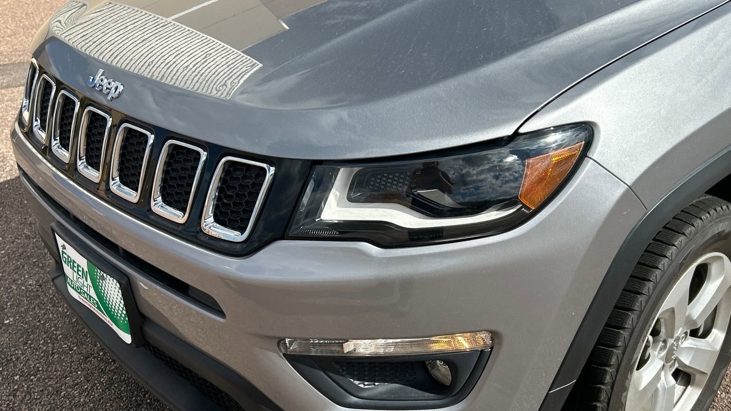 Used 2018 Jeep Compass Latitude w/ Popular Equipment Group image 16