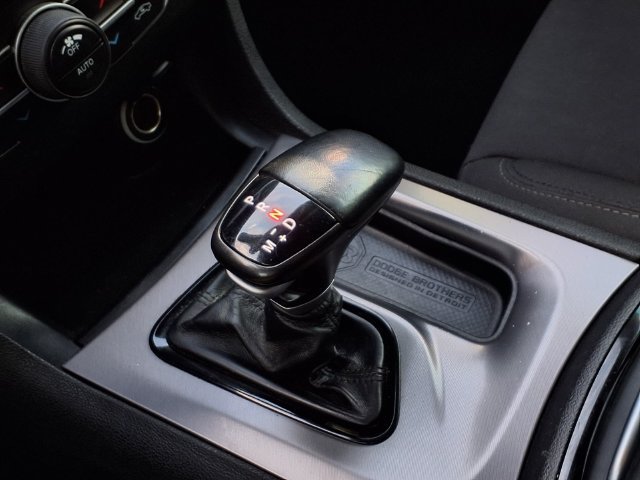 Used 2019 Dodge Charger GT w/ Blacktop Package RWD image 17