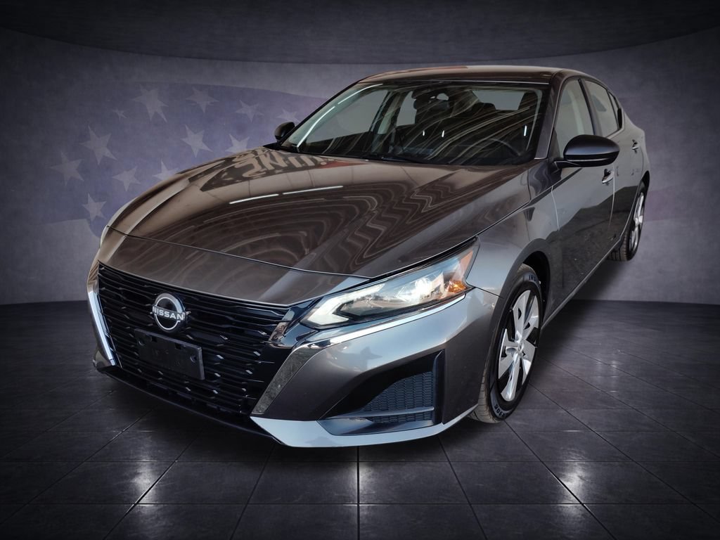Used 2024 Nissan Altima 2.5 S FWD image 35