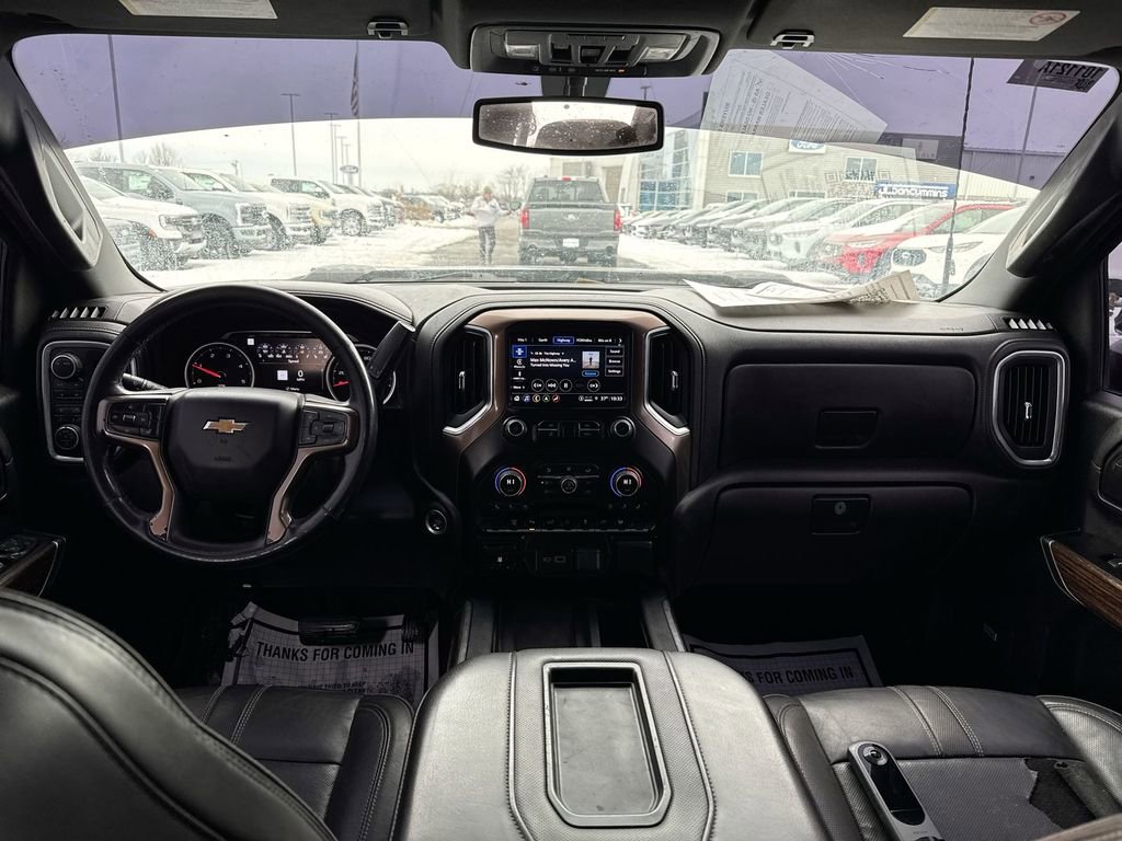 Used 2022 Chevrolet Silverado 3500 High Country image 10