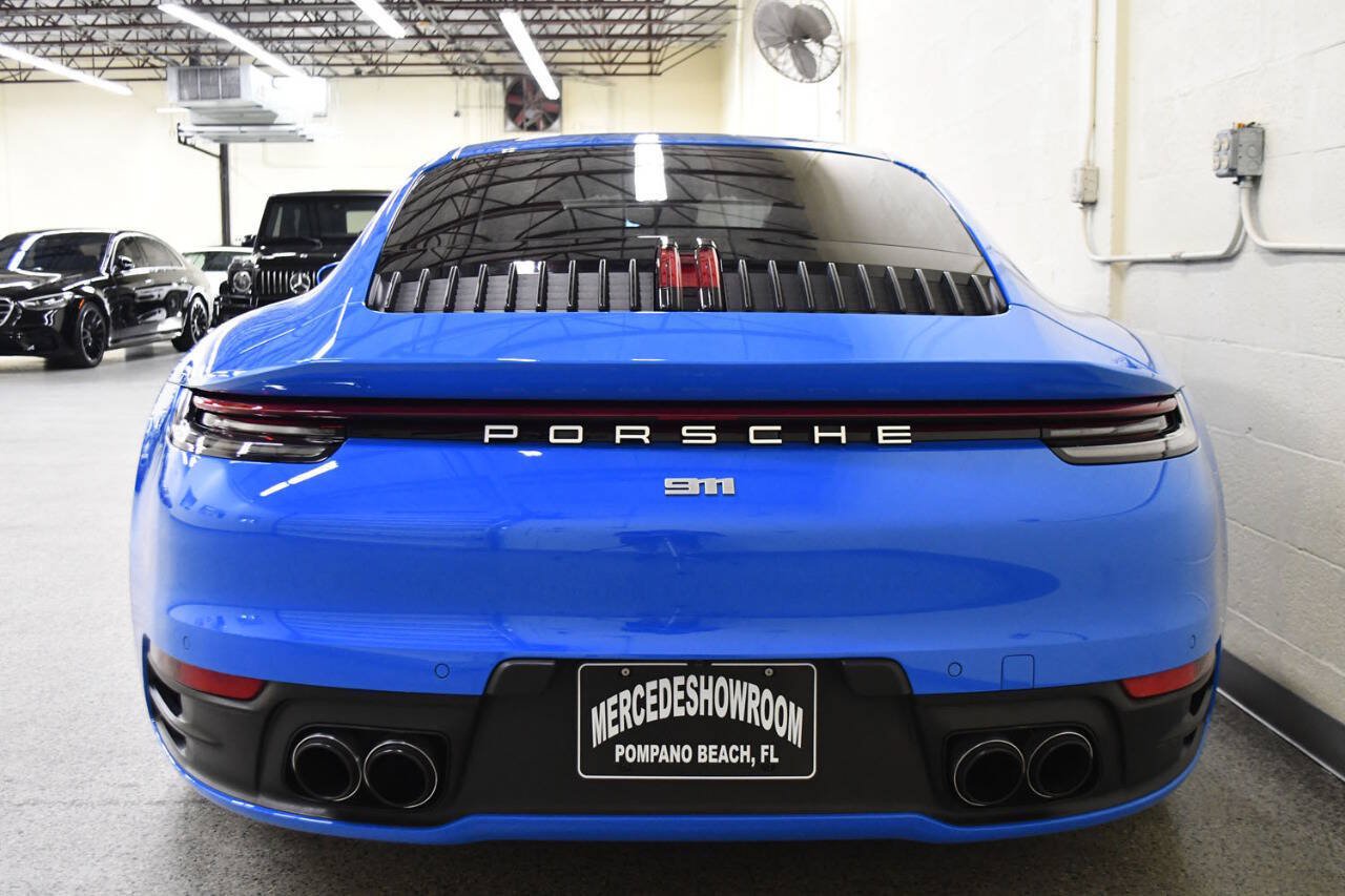 Used 2022 Porsche 911 Carrera image 6