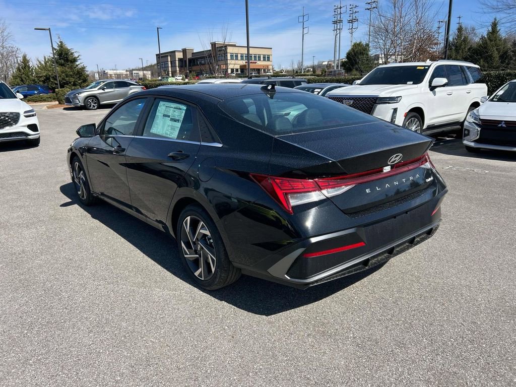 New 2026 Hyundai Elantra Limited image 5