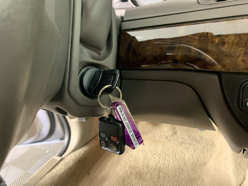 Used 2010 Mercury Grand Marquis LS RWD image 16