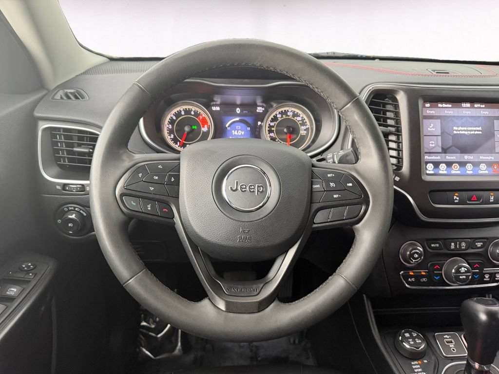 Used 2022 Jeep Cherokee Trailhawk AWD/4WD image 12