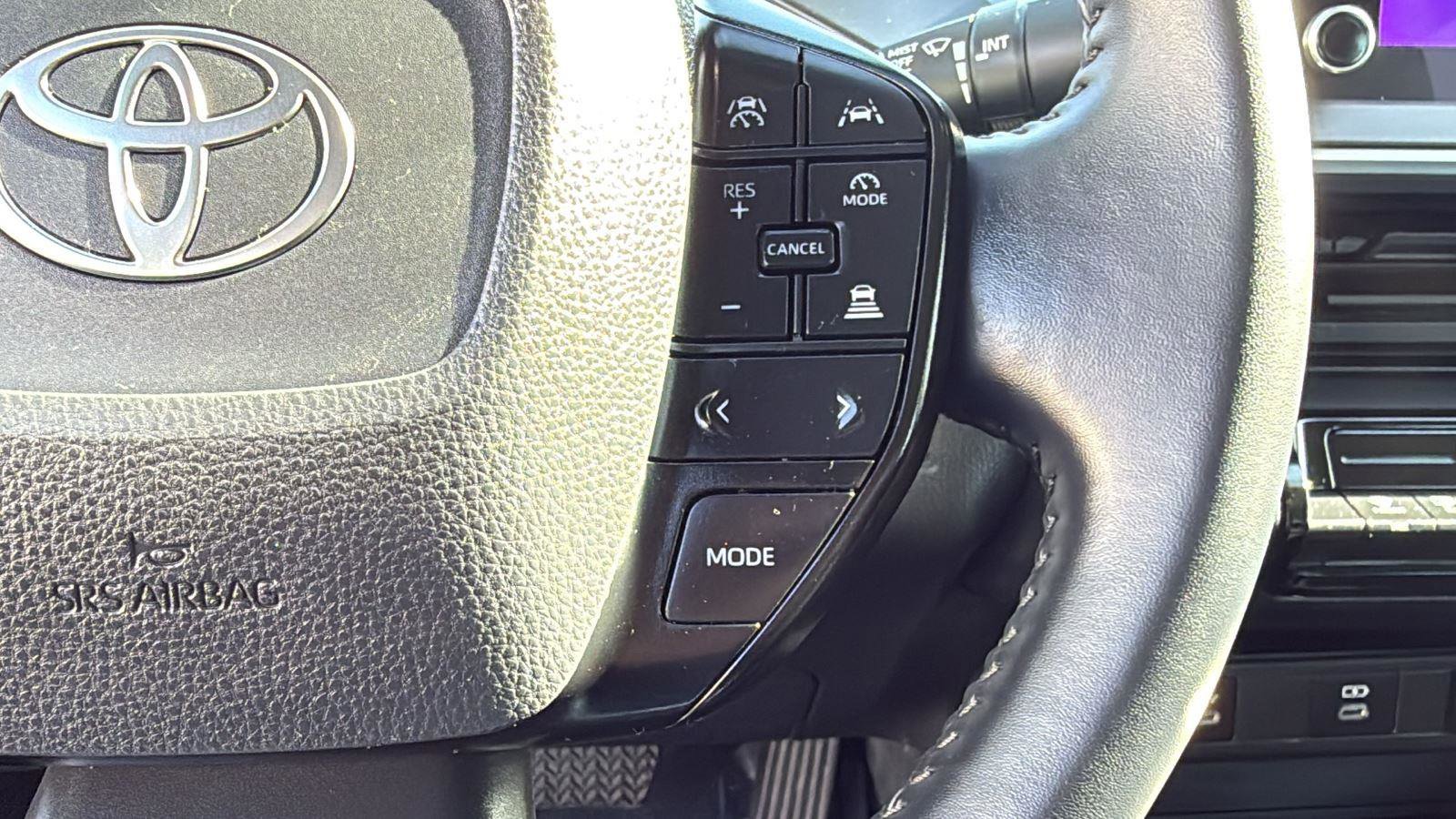 Used 2024 Toyota Prius LE image 13