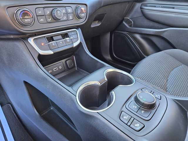 Used 2022 GMC Terrain SLE w/ Driver Convenience Package image 23