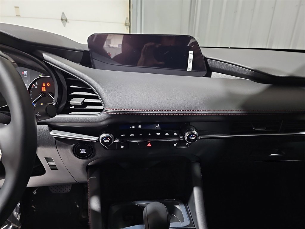 New 2026 MAZDA MAZDA3 Carbon image 21