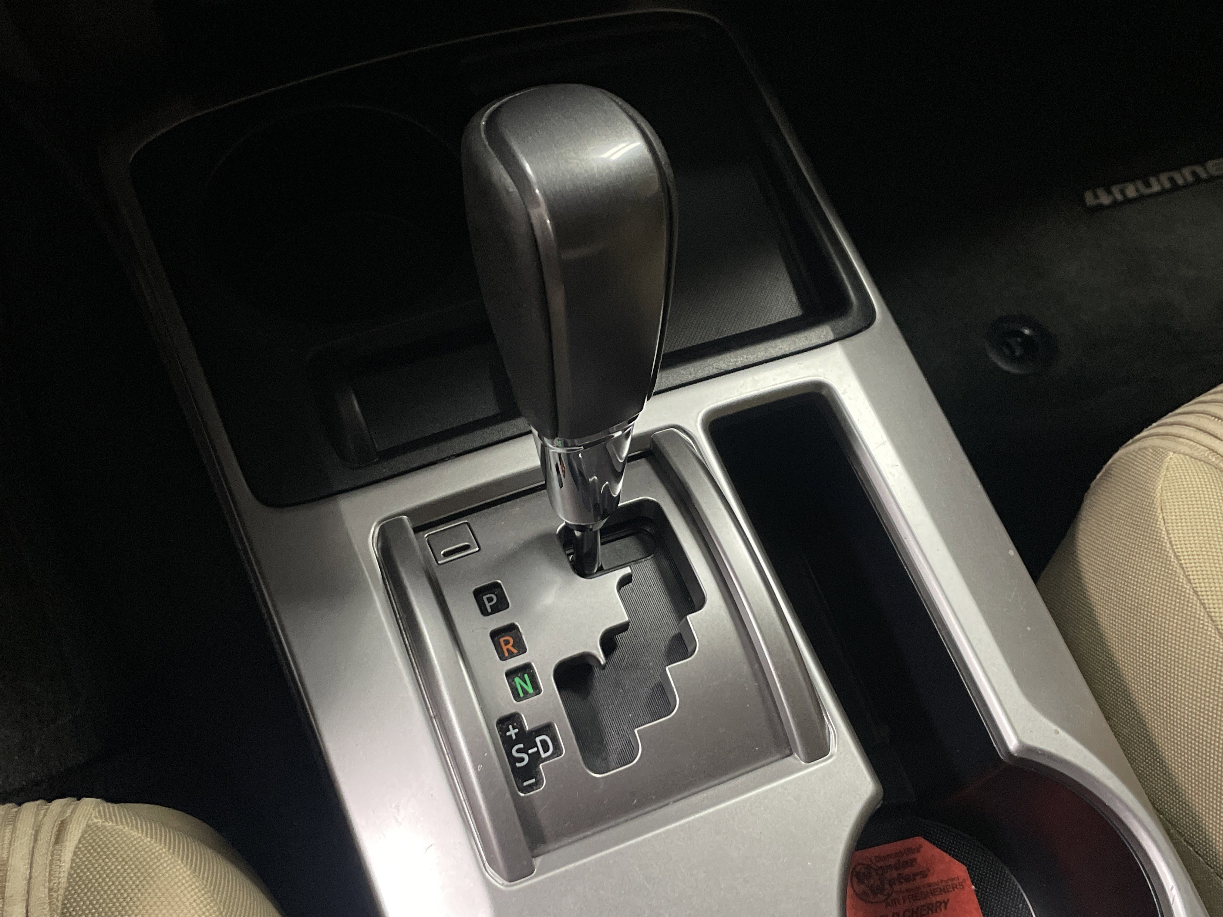 Used 2016 Toyota 4Runner SR5 image 26