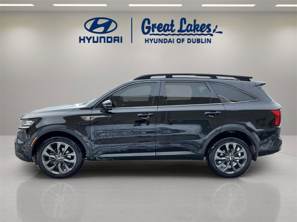 Used 2021 Kia Sorento EX w/ EX AWD X-Line Package image 2
