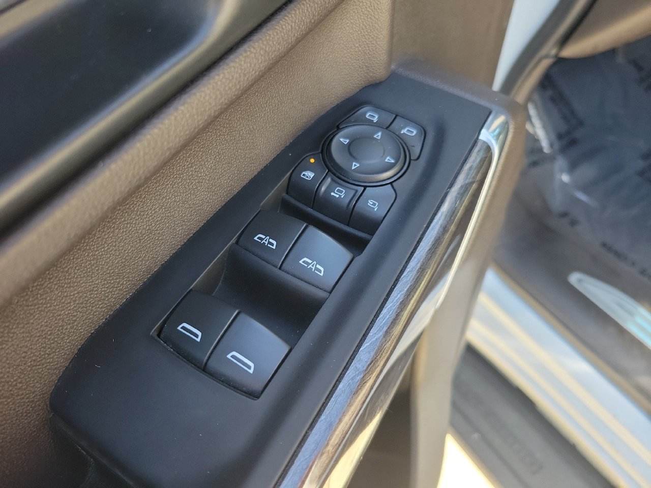 Certified 2022 Chevrolet Silverado 2500 LTZ w/ LTZ Plus Package AWD/4WD image 14