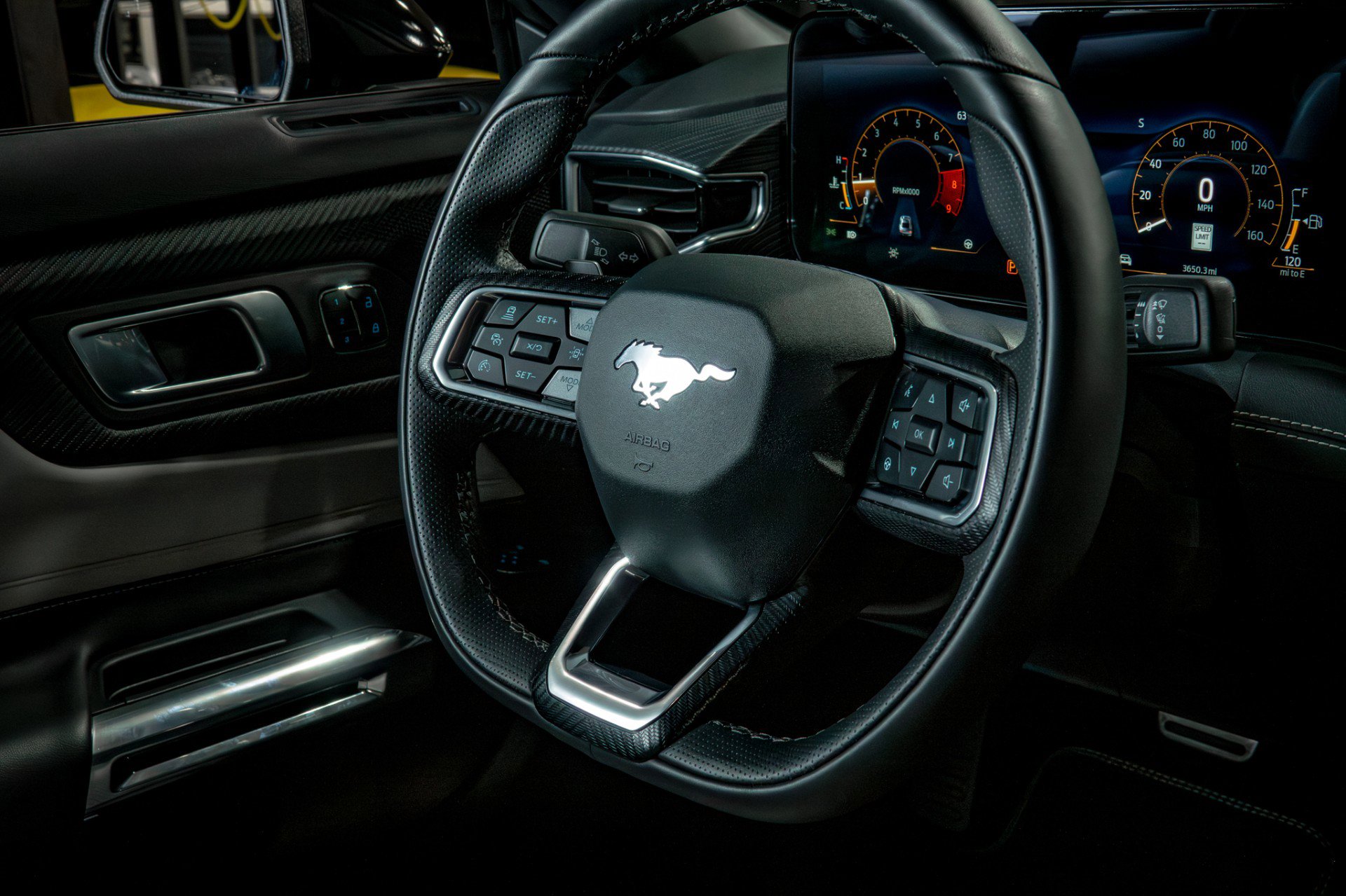 Used 2024 Ford Mustang GT Premium image 12