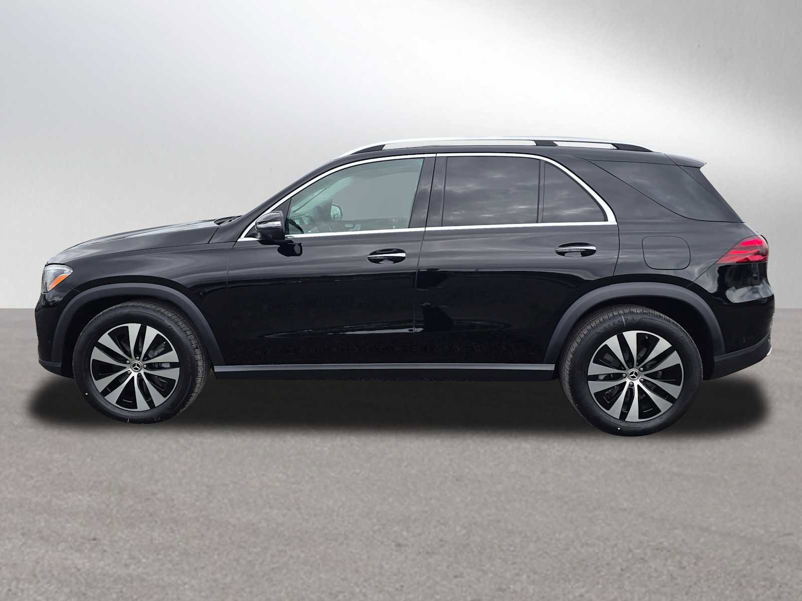 New 2026 Mercedes-Benz GLE 450e 4MATIC image 6