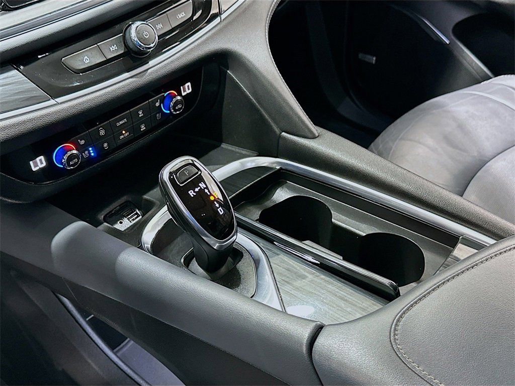 Used 2021 Buick Enclave Premium w/ Sun and Sites Package image 17