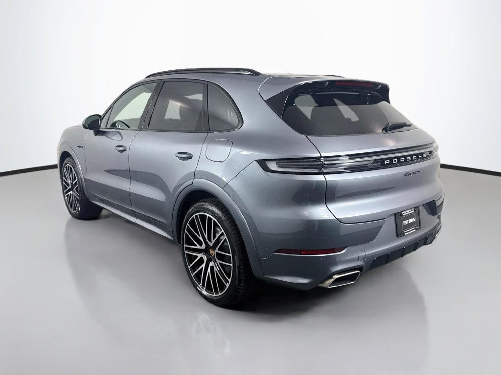 New 2026 Porsche Cayenne E-Hybrid AWD/4WD image 3
