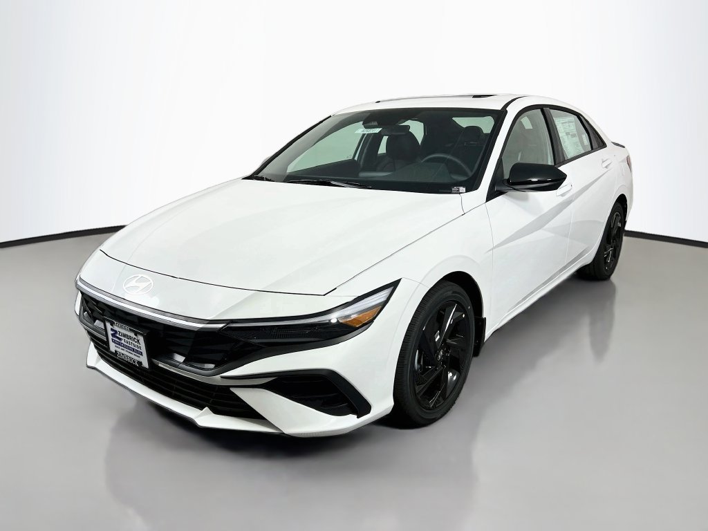 New 2026 Hyundai Elantra SEL Sport FWD image 3