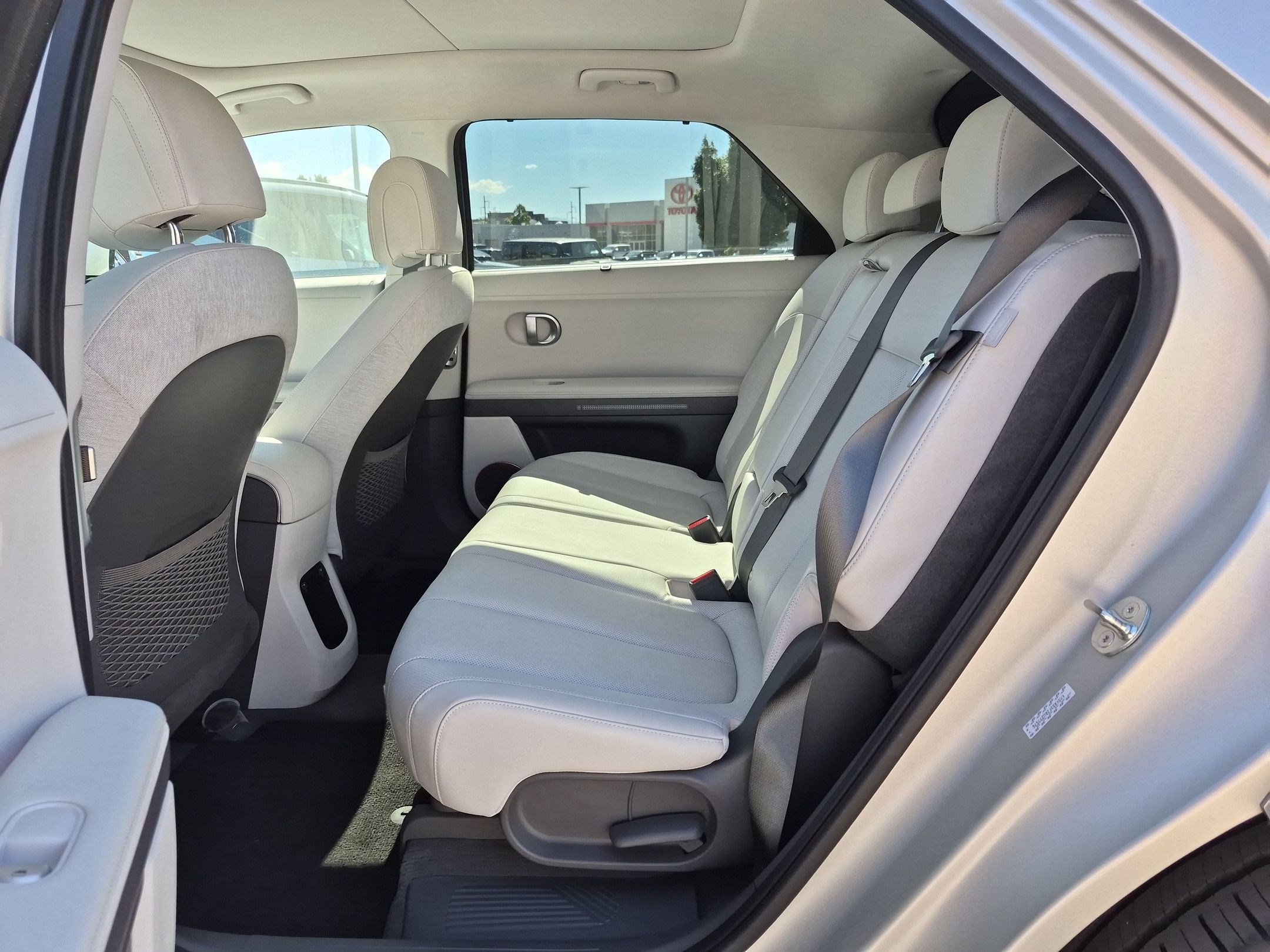 Certified 2024 Hyundai Ioniq 5 Limited AWD/4WD image 27