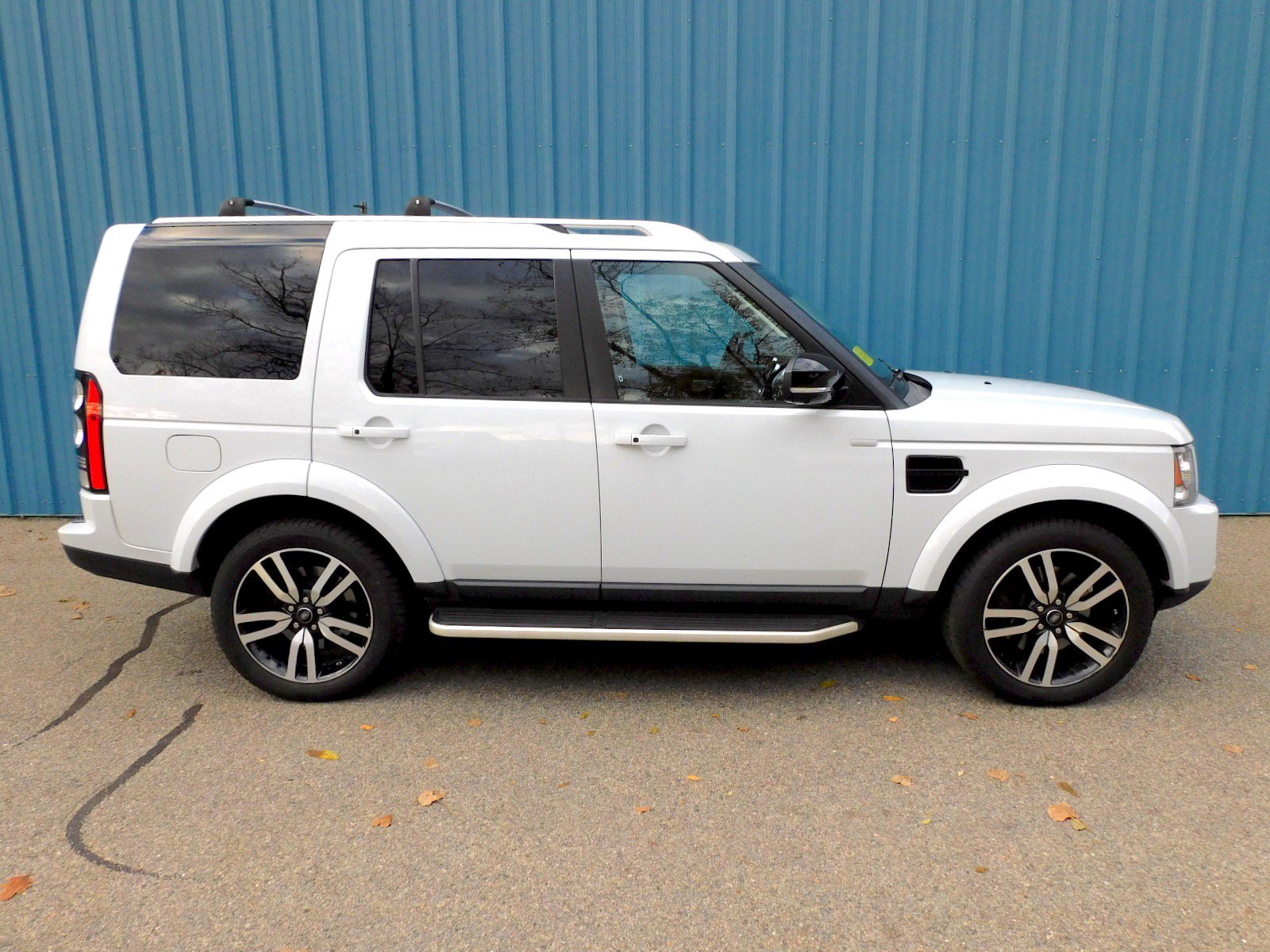 Used 2016 Land Rover LR4 HSE LUX AWD/4WD image 6