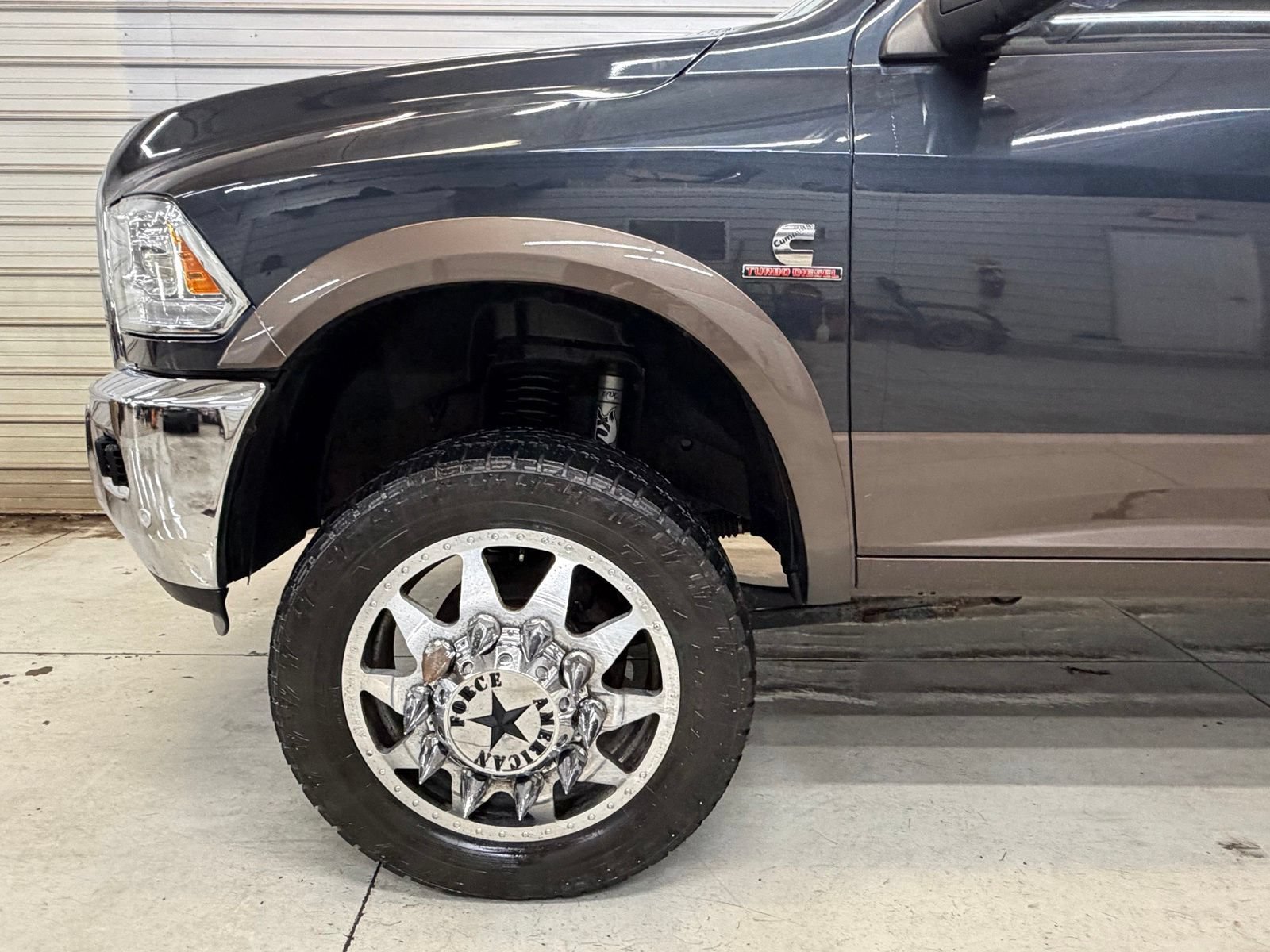 Used 2017 RAM 3500 Laramie AWD/4WD image 4