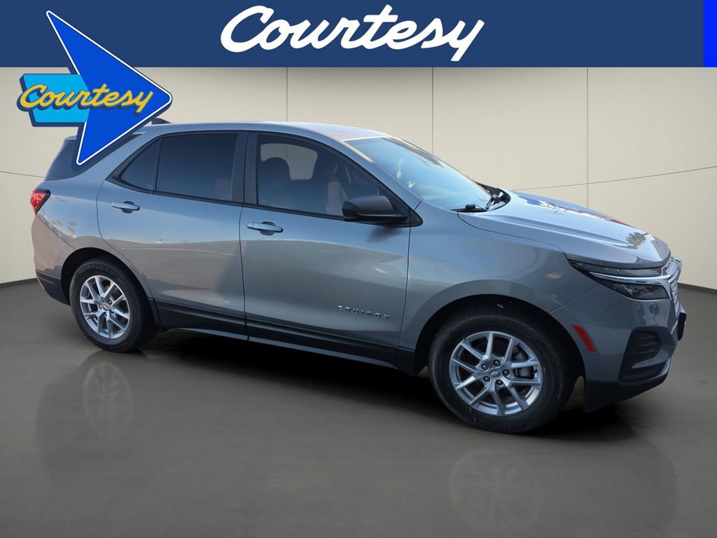 Used 2023 Chevrolet Equinox LS w/ LPO, Floor Liner Package image 1