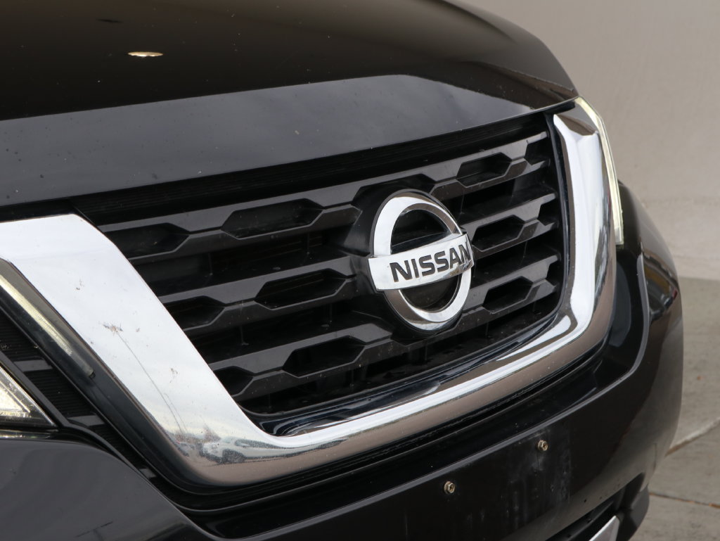 Used 2019 Nissan Pathfinder SV AWD/4WD image 11