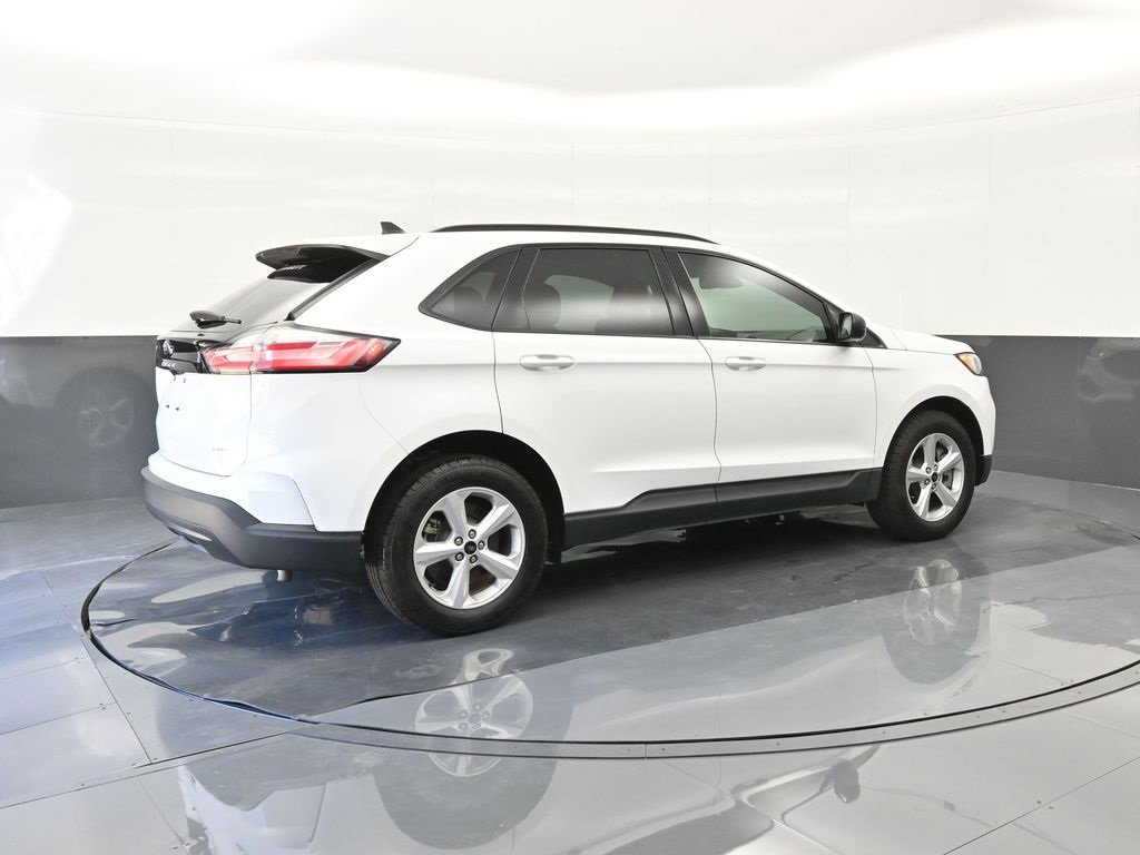 Used 2024 Ford Edge SE image 15