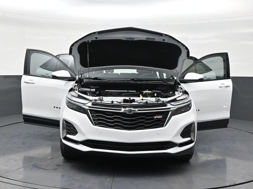 Used 2023 Chevrolet Equinox RS FWD image 34