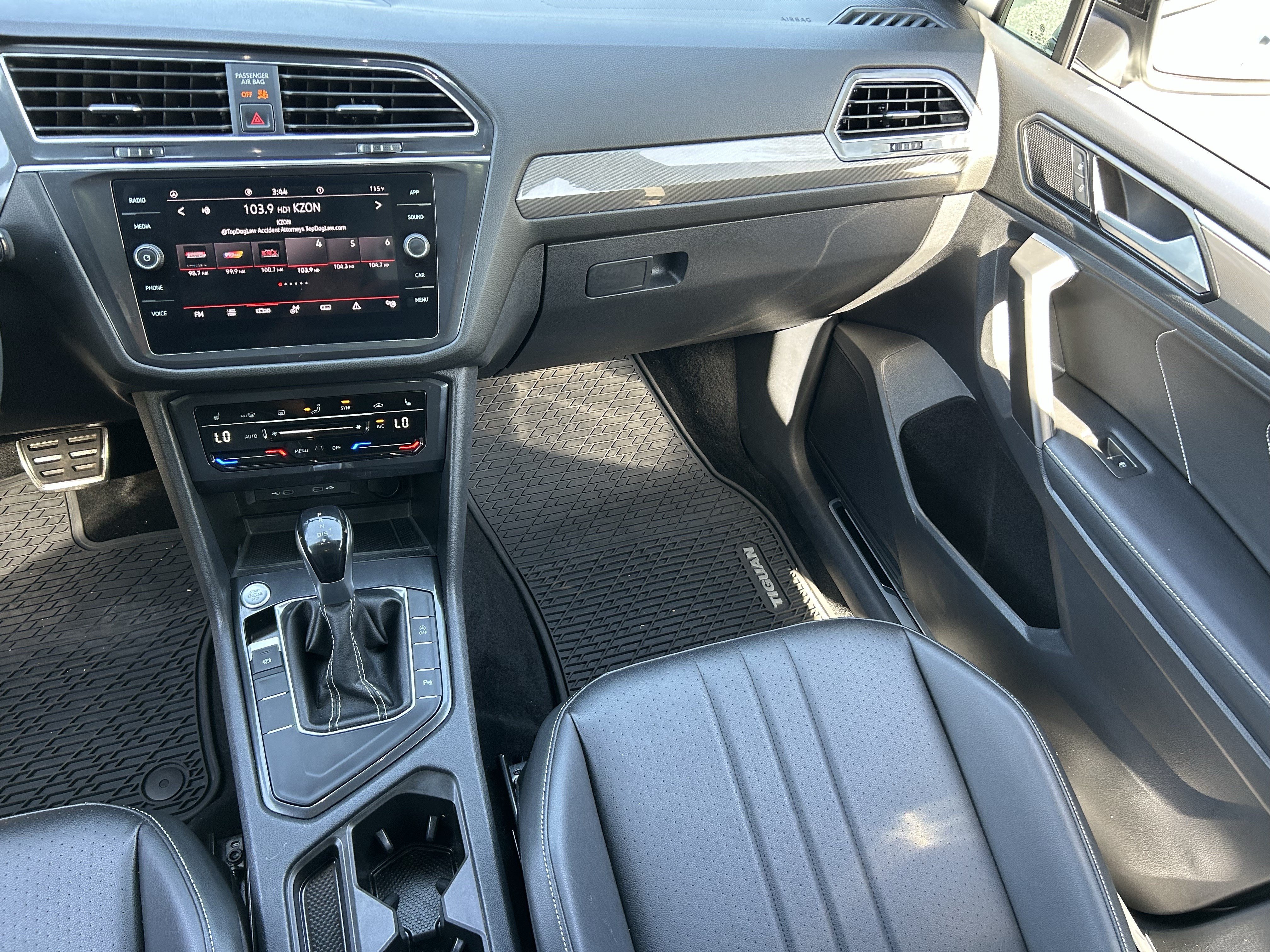 Used 2023 Volkswagen Tiguan SE R-Line FWD image 14