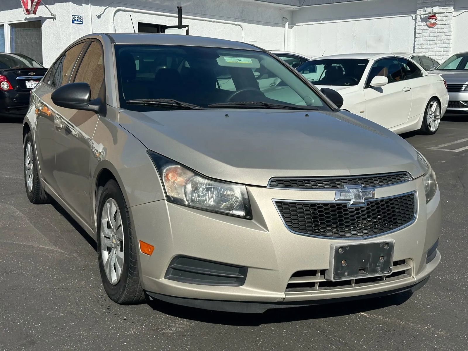 Used 2014 Chevrolet Cruze LS image 10