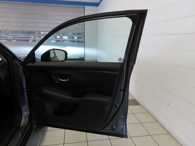Used 2025 Honda HR-V LX image 25