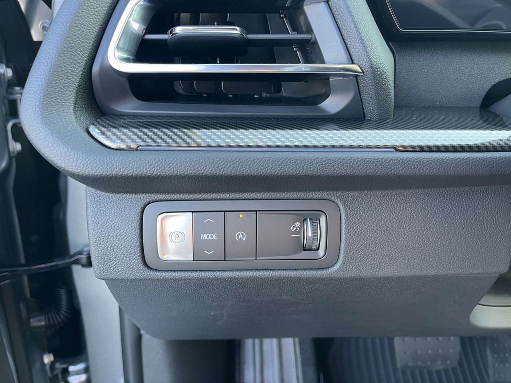 New 2026 Chevrolet Traverse High Country w/ LPO, Floor Liner Package image 30