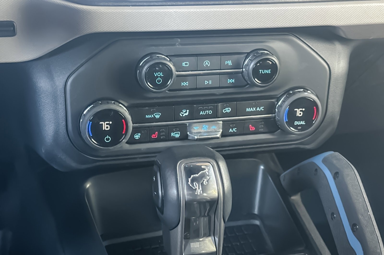 Used 2024 Ford Bronco Wildtrak image 21