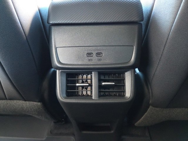 New 2026 Chevrolet Equinox LT w/ Convenience Package II image 31
