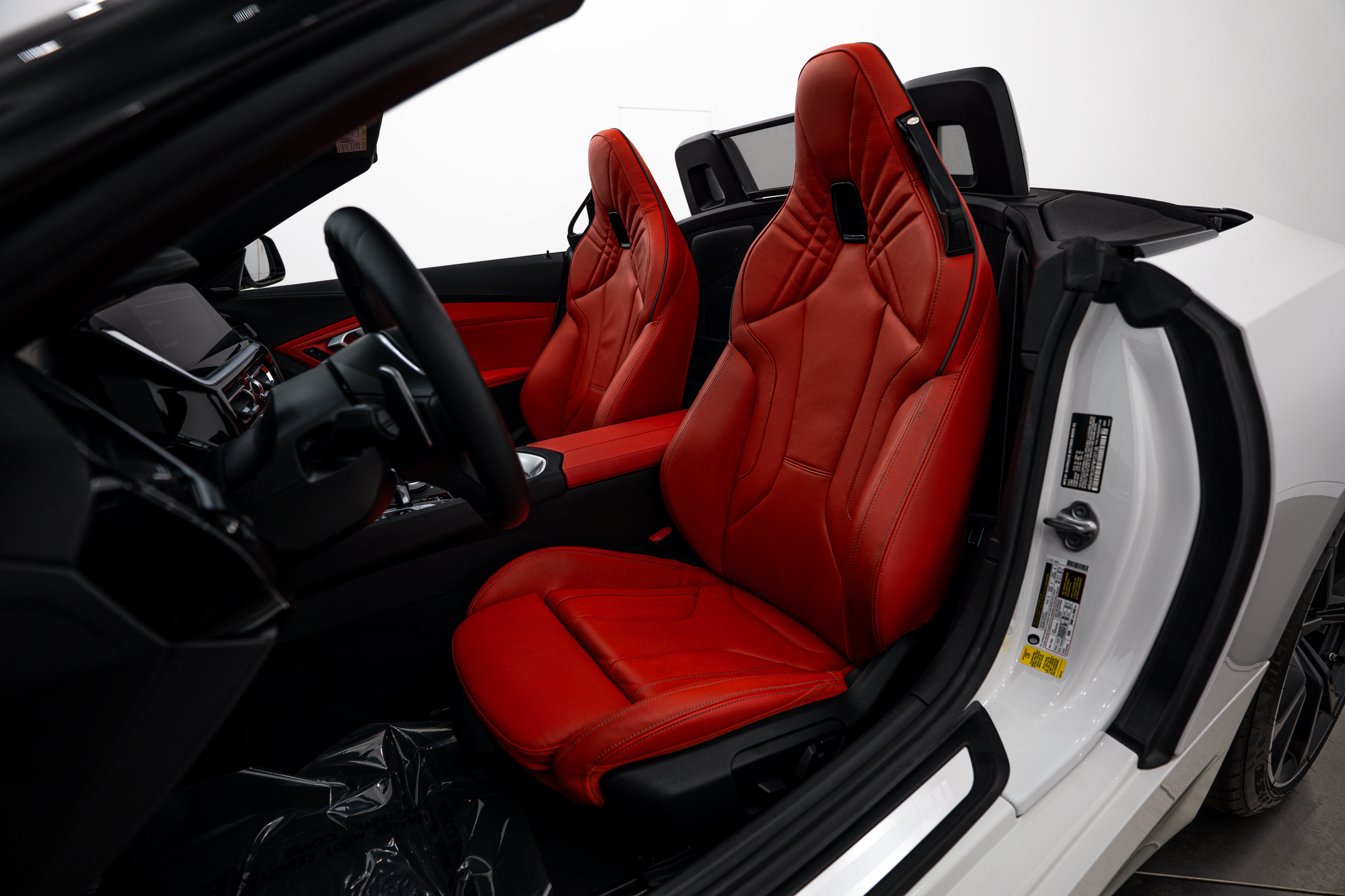 Used 2023 BMW Z4 M40i w/ Premium Package RWD image 5