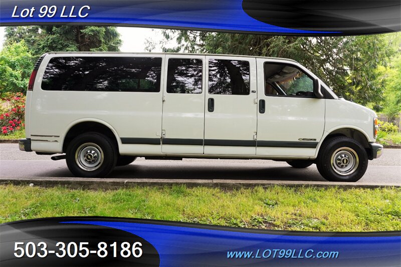Used 2002 Chevrolet Express 3500 Extended Passenger w/ LS Preferred Equipment Group RWD image 8