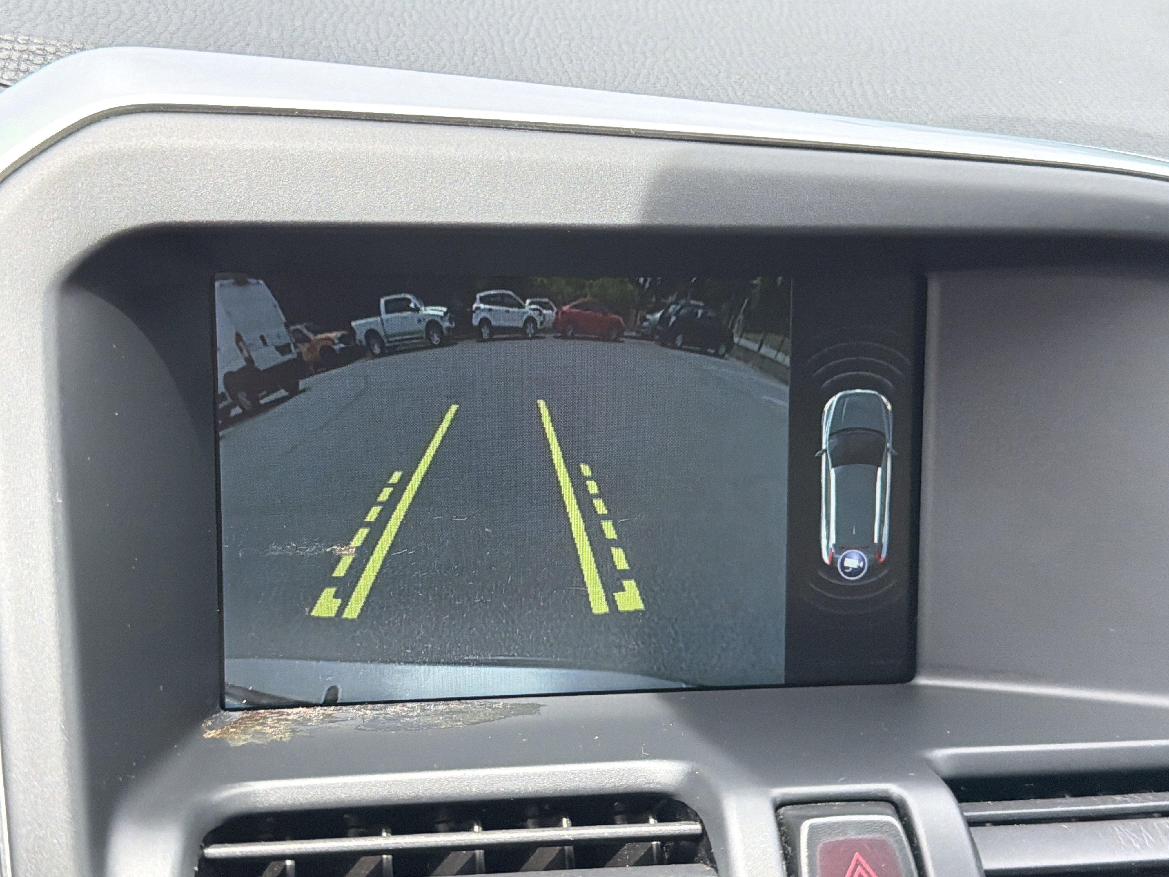 Used 2015 Volvo XC60 T5 Premier w/ Proximity Package FWD image 34