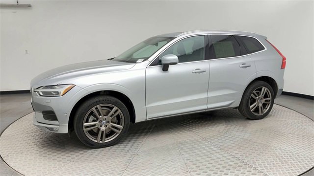 Used 2018 Volvo XC60 T6 Momentum w/ Convenience Package image 6