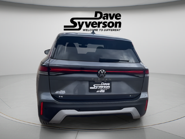 New 2026 Volkswagen Tiguan SE AWD/4WD image 4