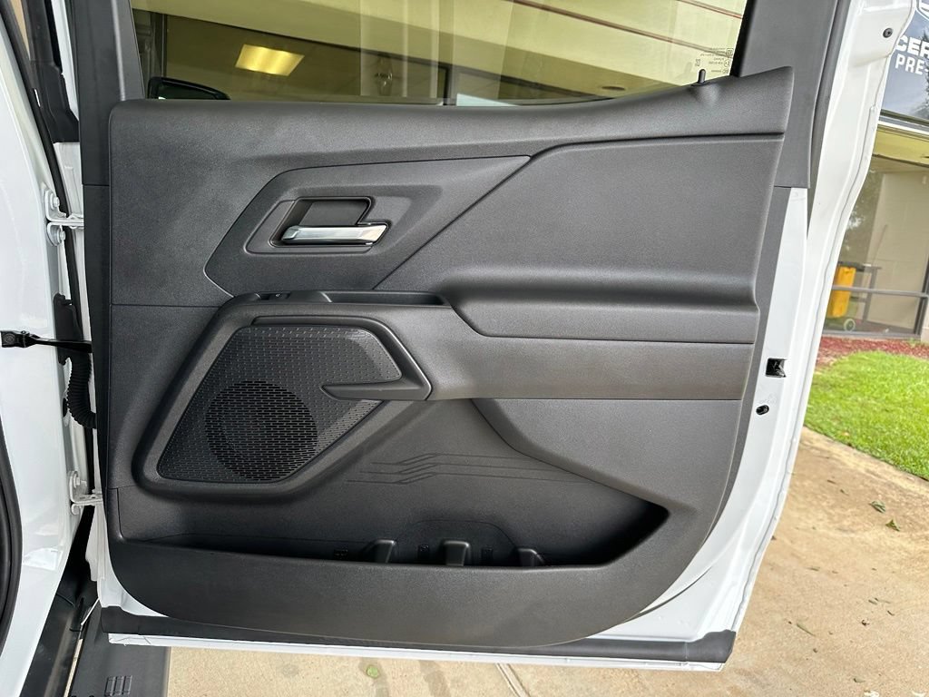 Used 2024 Chevrolet Silverado EV W/T AWD/4WD image 31