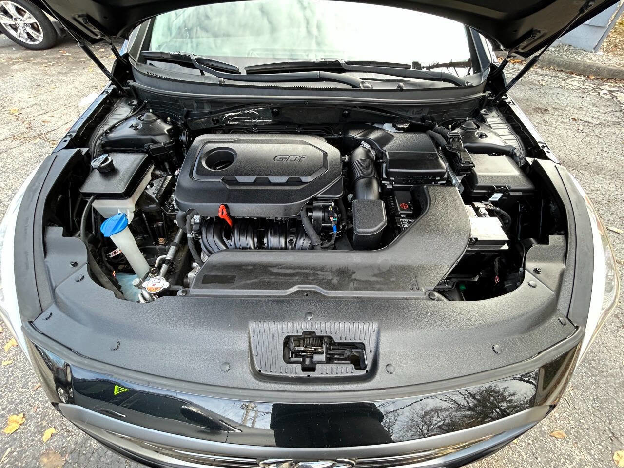 Used 2016 Hyundai Sonata Sport w/ Option Group 1V image 15