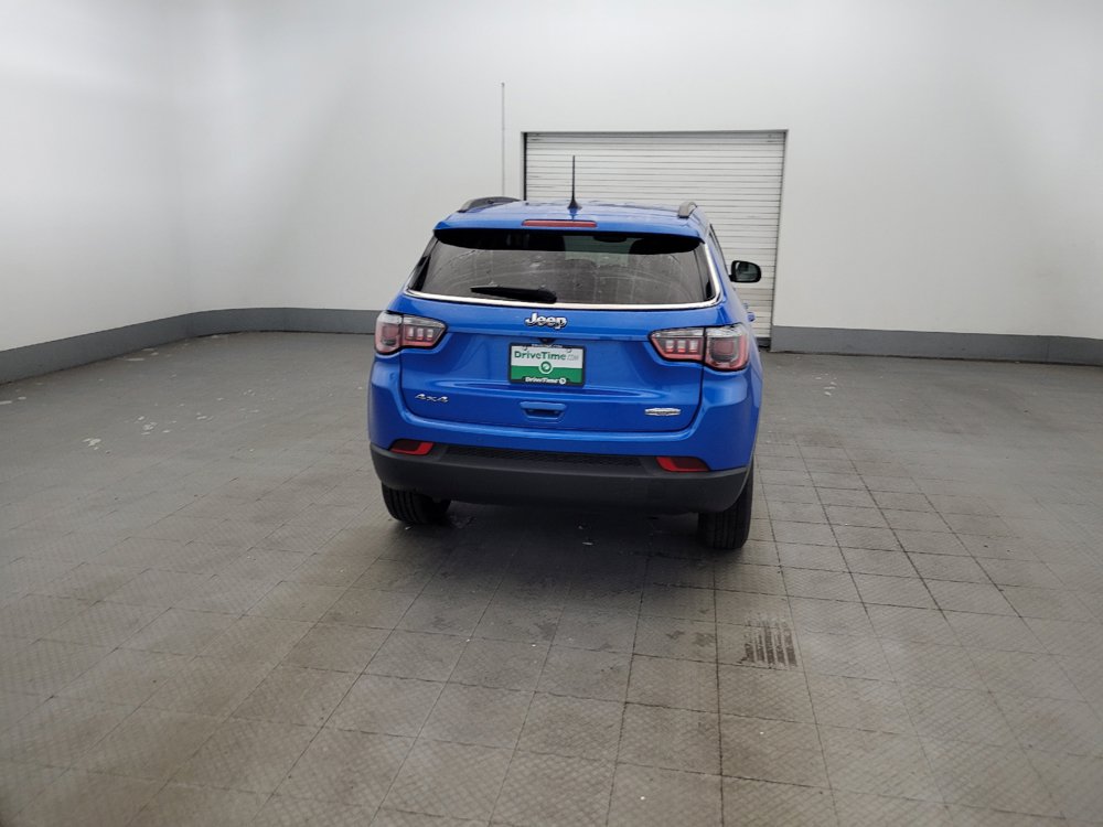 Used 2018 Jeep Compass Latitude w/ Popular Equipment Group AWD/4WD image 7