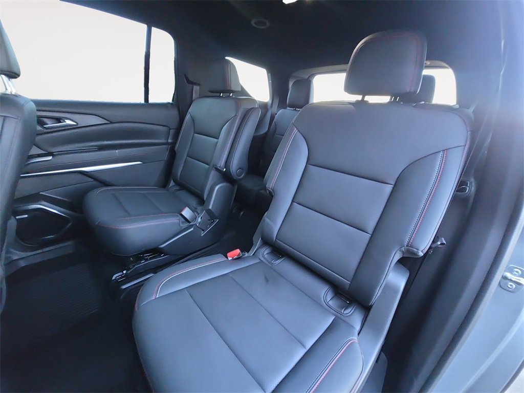 Certified 2024 Chevrolet Traverse Z71 image 13