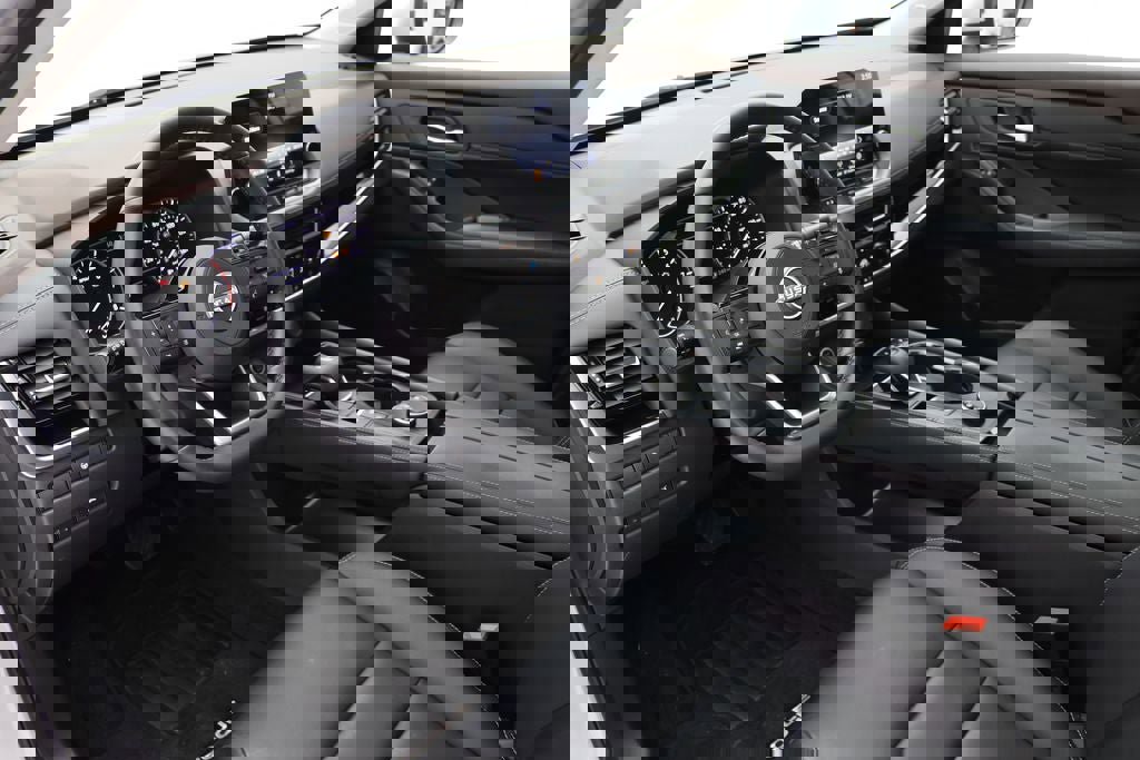 Used 2023 Nissan Rogue SL w/ SL Premium Package image 14