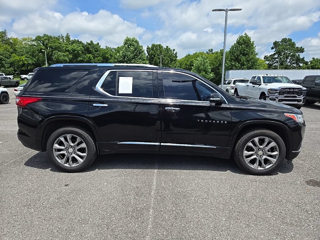 Used 2019 Chevrolet Traverse Premier w/ Driver Confidence II Package FWD image 8